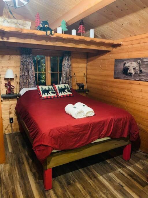 Honeybear Hideaway Cabin เฮย์วาร์ด ภายนอก รูปภาพ